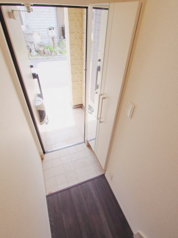 ベルローゼ　Ｋの玄関