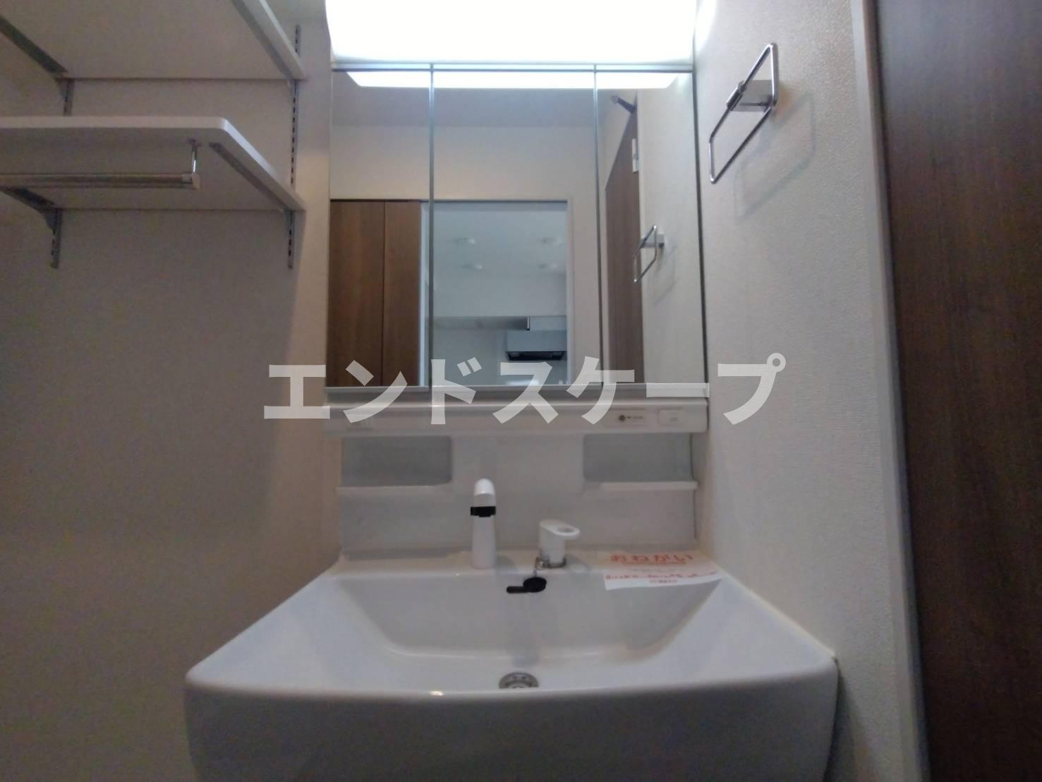 レジデンス藤岡Ⅰの独立洗面台|高崎、前橋のお部屋探しはエンドスケープまで！お客様の理想お聞かせ下さい♪