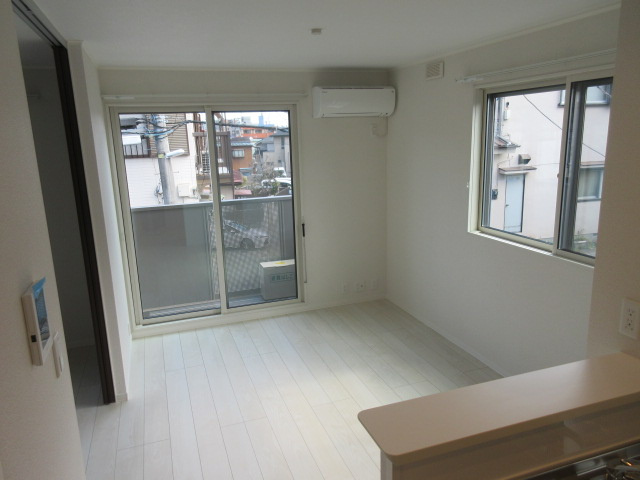 ハイムリバーフラットの居間・リビング