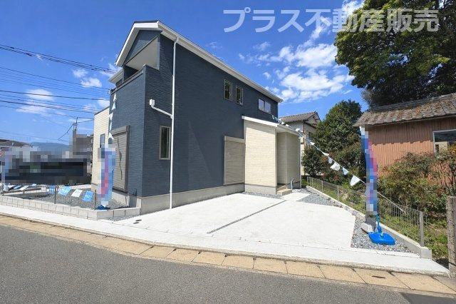【外観】 | 春日市天神山1丁目1期　2号棟（全2棟）【仲介手数料無料・0円】 | 完成しました。物件内部もご見学頂けます。プラス不動産販売にお任せ下さい。