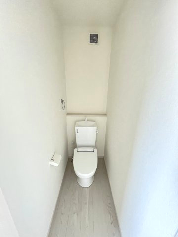 【トイレ】 | 春日市天神山1丁目1期　2号棟（全2棟）【仲介手数料無料・0円】 | ※画像準備中の為、施工例です。施工例は完成時と異なる場合があります。