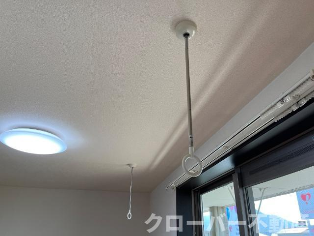 エスポワールの設備|室内物干し（イメージ）