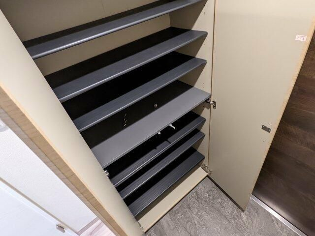 アリカ平井プレッソの玄関