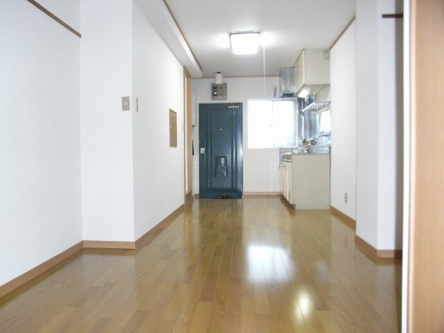 畠平コーポの居間・リビング