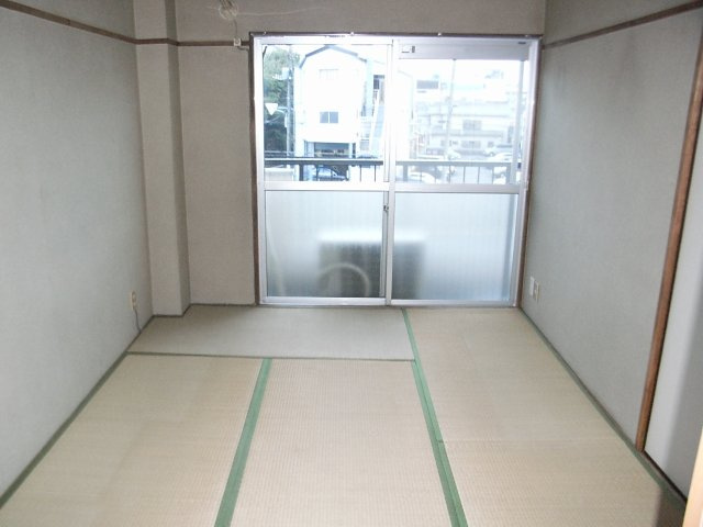 畠平コーポの和室