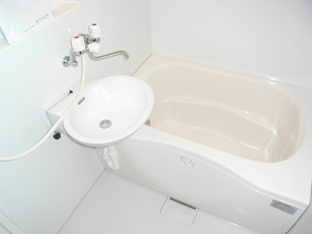 畠平コーポの浴室