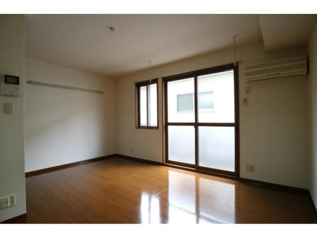 クレインウッド恵美酒　A棟の洋室