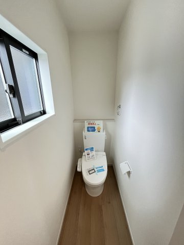 【トイレ】 | 春日市天神山1丁目1期　1号棟（全2棟）【仲介手数料無料・0円】 | ※画像準備中の為、施工例です。施工例は完成時と異なる場合があります。
