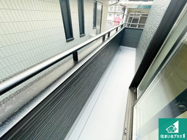 29日(土)30日(日)現地ご見学可能！尼崎市武庫之荘　限定1邸のバルコニー