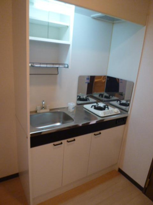 【キッチン】 | ブロッサムカスガデ | お料理しやすいキッチンです