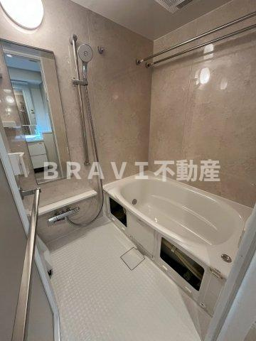 S-RESIDENCE松屋町asence　BRAVI不動産の浴室|【S-RESIDENCE松屋町asence】お風呂で日々の疲れを落としましょう