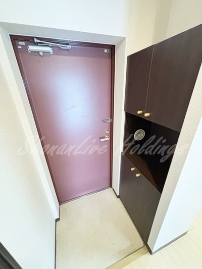 ネオポリストキワⅦの玄関|お履き物が多い方にもおすすめ♪