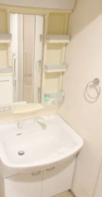 【洗面所】 | メゾン有輝 | 広い洗面スペース