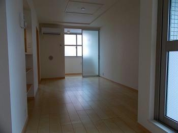 サンリット・レジデンスの居間・リビング