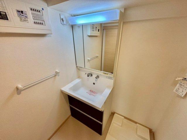 サンリット・レジデンスの独立洗面台