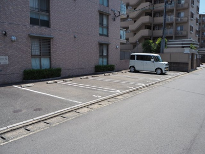 【駐車場】 | サンライズN