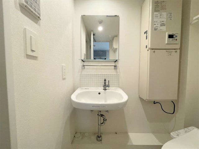 アレーロ幡ヶ谷Ⅱの独立洗面台