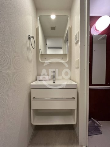 セレニテ新大阪プリエの独立洗面台|セレニテ新大阪プリエ　洗面台