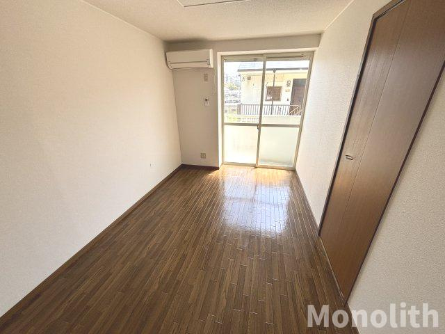 ウエストランドの洋室