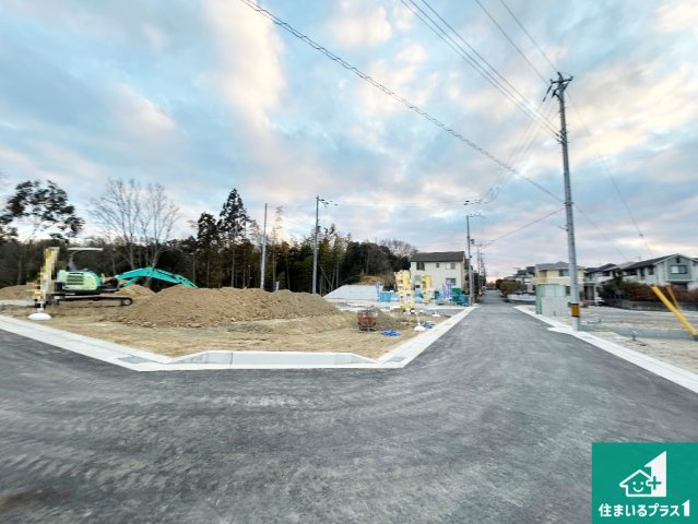 神戸市北区西山　第1期　新築一戸建ての外観|周辺は落ち着いた街並みの住宅地！子育てがしやすい住環境です！まだ未完成ですが、現地でしかわからない事もございます。是非一度ご覧ください。