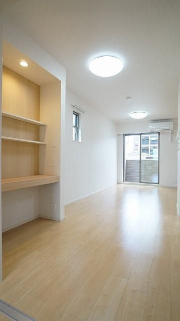 ミルト・ソレイユの居間・リビング