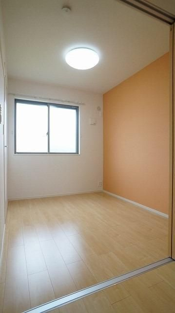 ミルト・ソレイユの居間・リビング