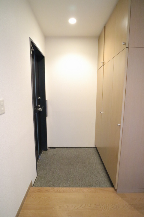 テラス日新の玄関|※参考写真