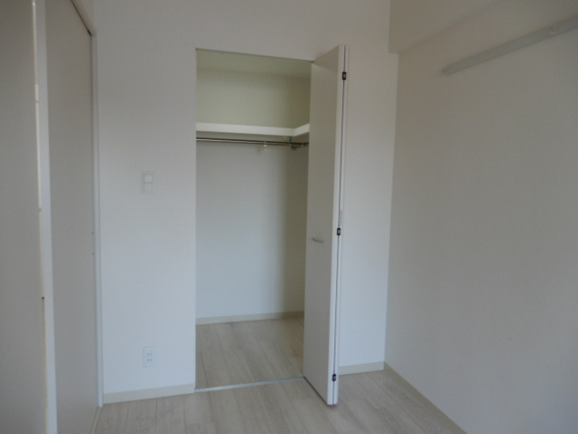 アズール西明石の収納