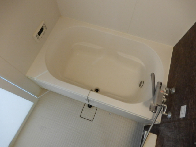 アズール西明石の浴室