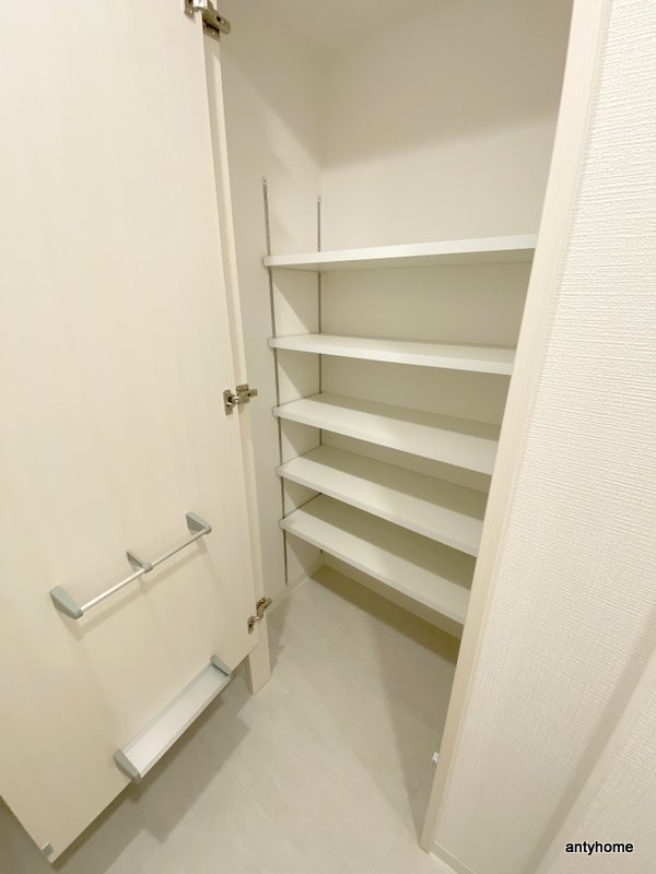 エスリードレジデンス大阪福島フロント 仲介手数料無料の収納