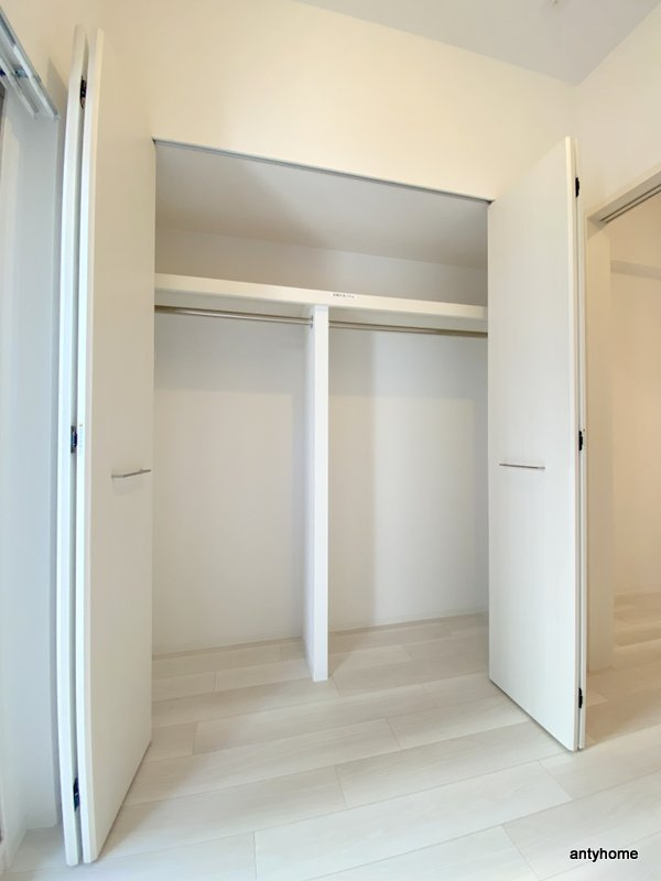 エスリードレジデンス大阪福島フロント 仲介手数料無料の収納