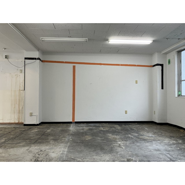 第６アムスビル（旧片山ビル）の内装