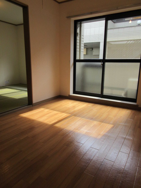 アベニュー城山Ａ棟の洋室|★フローリング調ＣＦ★