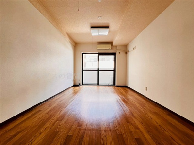 【寝室】 | 関内ロイヤルガーデン