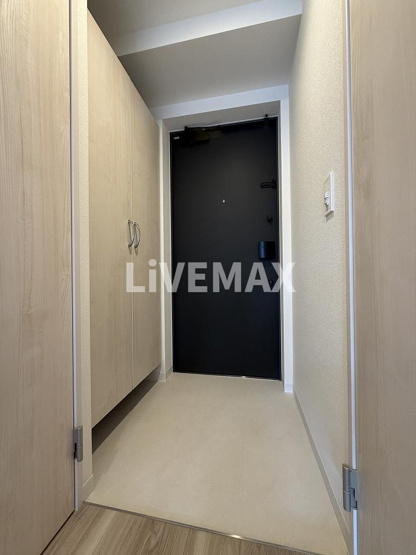 【玄関】LiveFlat千種WEST
