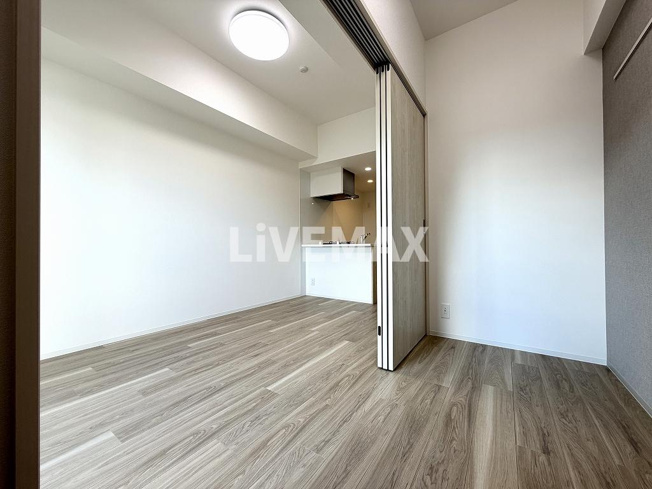 【寝室】LiveFlat千種WEST