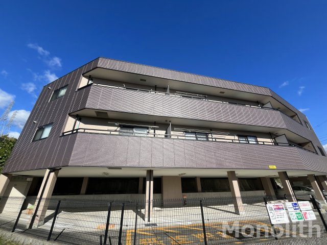 アンソレイエ・リーヴ和泉