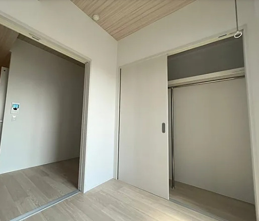 尼崎市神田北通　収益マンション　の洋室