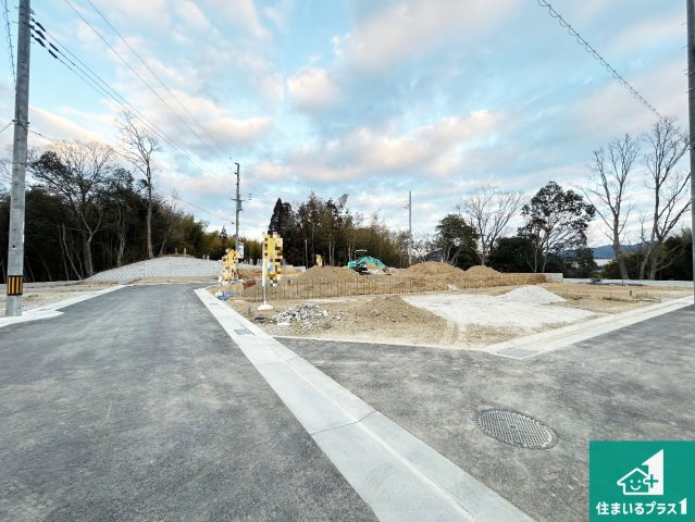 神戸市北区西山　第1期　新築一戸建ての外観|周辺は落ち着いた街並みの住宅地！子育てがしやすい住環境です！まだ未完成ですが、現地でしかわからない事もございます。是非一度ご覧ください。