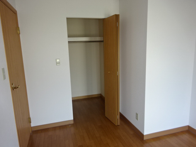 ルマージュ神戸5番館の収納