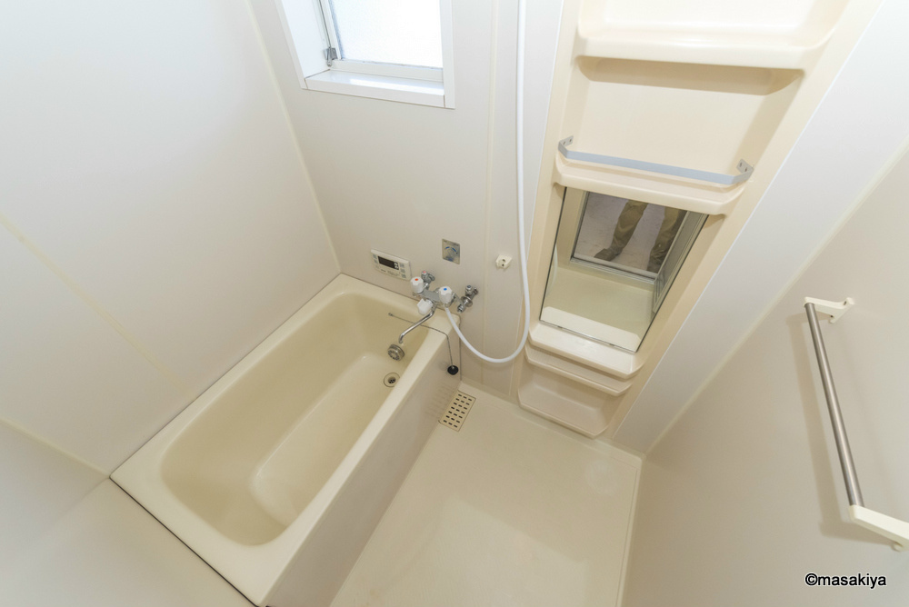 セジュール湯谷の浴室|お風呂　追い焚き付きです。