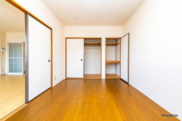 セジュール中道の居間・リビング