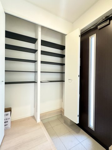 【玄関】 | 新築一戸建て「小田原市永塚第4」 | 【同仕様施工例】