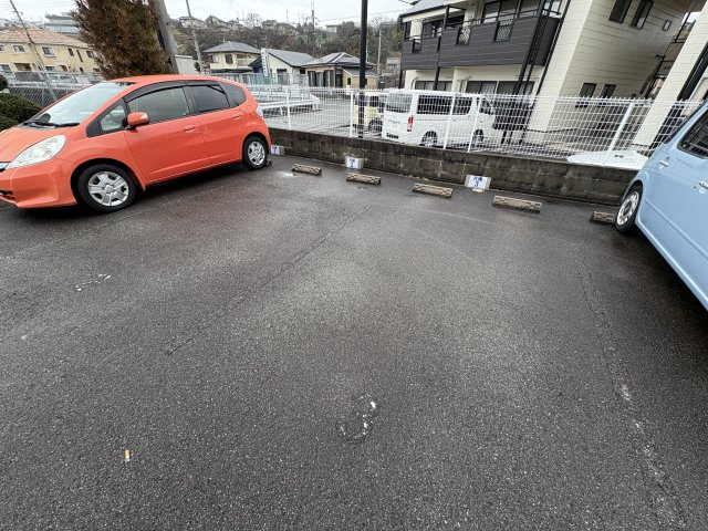 コンフォータブルハウス木元の駐車場