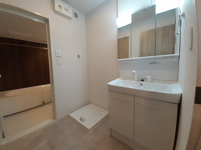 グランド　オーヴェスト　妻鹿2の洗面所