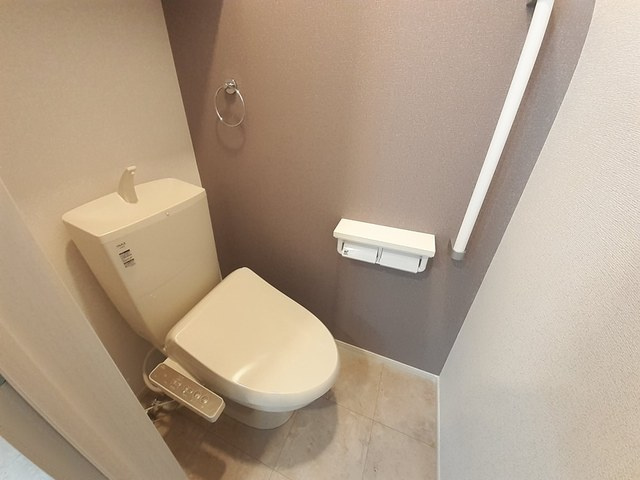 グランド　オーヴェスト　妻鹿2のトイレ