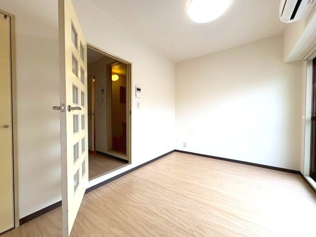 ハートフル藤井寺の洋室
