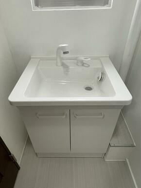 上尾富士見中層住宅5号棟の独立洗面台|使いやすい独立洗面台です