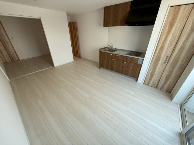 ソレイユビセレクト法蓮町Ⅲ