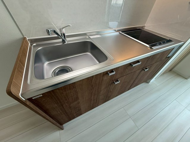 ソレイユビセレクト法蓮町Ⅲのキッチン